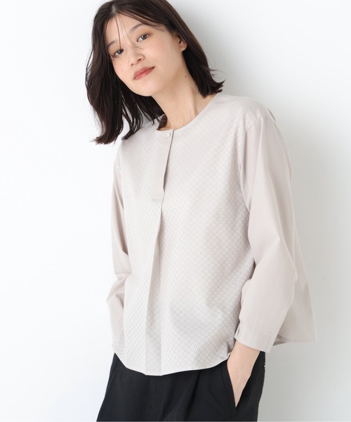human woman（ヒューマンウーマン）の「◆【ウォッシャブル】カラミレーススキッパーブラウス（シャツ/ブラウス・レディース・ベージュ/ホワイト/ブラック・MEDIUM）」の3枚目の写真