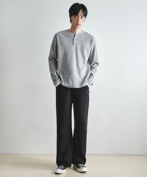 WEDNESDAY OASIS（ウェンズデーオアシス）の「ラインステッチワイドスウェットパンツ_BLACK(W26PT04)（スウェットパンツ・メンズ・ブラック・MEDIUM/LARGE）」の4枚目の写真
