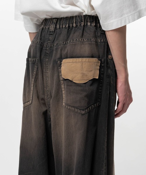 Maison MIHARA YASUHIRO(メゾンミハラヤスヒロ)の「【MIHARAYASUHIRO/ミハラヤスヒロ】Light Denim Wide Pants / J16PT123 WIDE JEANS(デニムパンツ・メンズ・ライトブルー/ブラック・44/46)」の7枚目の写真