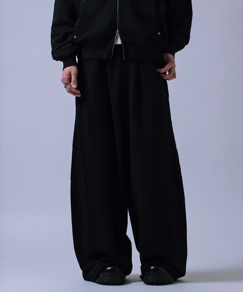 improves(インプローブス)の「裏毛 ワイド カーブパンツ(スウェットパンツ・メンズ・ブラック/チャコール・LARGE/SMALL/MEDIUM)」の1枚目の写真