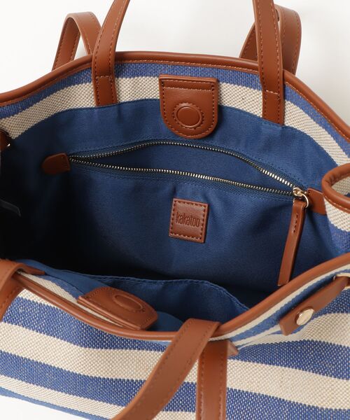 fredy emue（フレディエミュ）の「ボーダープリントスクエアトート（ショルダーバッグ・レディース・ブラック系その他3/ブルー系その他3・FREE）」の6枚目の写真