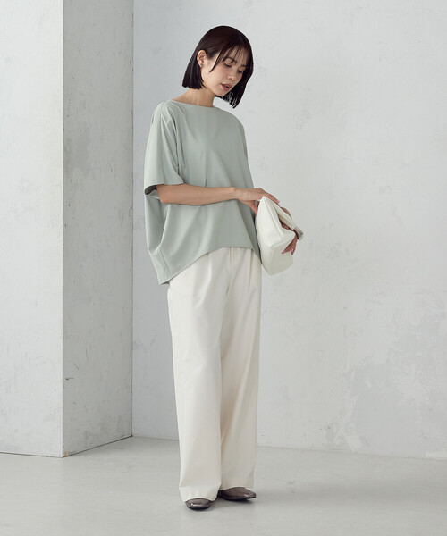 COMME CA ISM(コムサイズム)の「【UVカット・接触冷感・吸水速乾】クールコンフォート Tブラウス(シャツ/ブラウス・レディース・チャコール/ネイビー/イエロー/サックスブルー/オフホワイト/セージグリーン・FREE)」の10枚目の写真