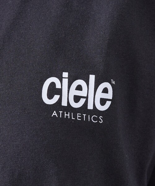 ABAHOUSE(アバハウス)の「【CIELE / シエル】U ORTSHIRT-ATHLETICS / バックロゴ半袖Tシャツ / ユニセックス(Tシャツ/カットソー・メンズ・ブラック/ブルー・M/L)」の10枚目の写真