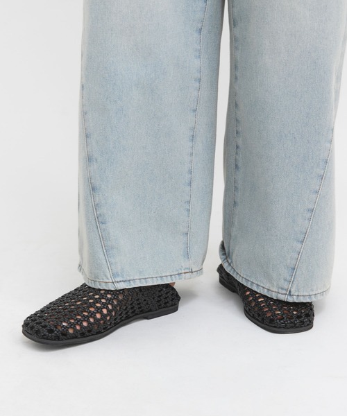 KBF（ケイビーエフ）の「スクエアトゥメッシュシューズ（サンダル・レディース・アイボリー/ブラック・36/37/38）」の11枚目の写真