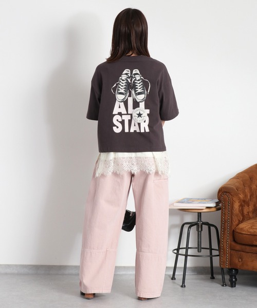 CONVERSE(コンバース)の「【CONVERSE】CVローカットシューズプリント ショートスリーブTee(Tシャツ/カットソー・レディース・ブラック/グリーン/ホワイト・M)」の17枚目の写真