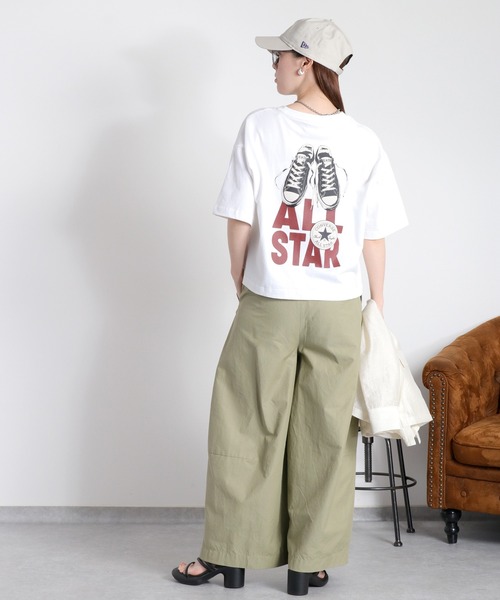 CONVERSE(コンバース)の「【CONVERSE】CVローカットシューズプリント ショートスリーブTee(Tシャツ/カットソー・レディース・ブラック/グリーン/ホワイト・M)」の6枚目の写真