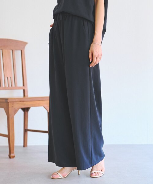 BEARDSLEY（ビアズリー）の「ストレッチジョーゼットパンツ（その他パンツ・レディース・ブラック/ネイビー・0/1）」の2枚目の写真