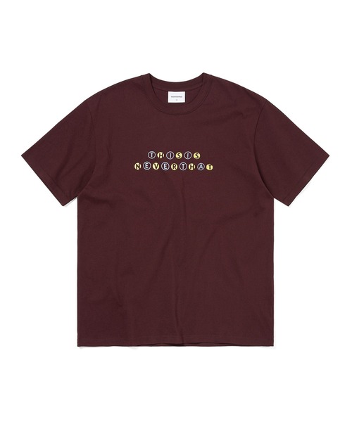 thisisneverthat(ディスイズネバーザット)の「Orb Type Tee(Tシャツ/カットソー・メンズ・バーガンディー/パープル・L/M/S/XL)」の1枚目の写真