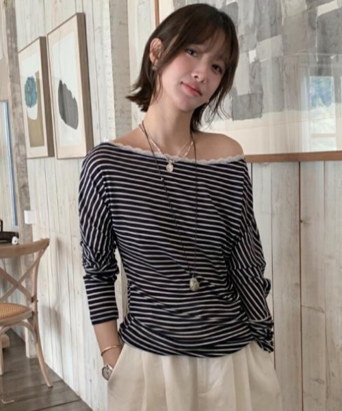 semplice(センプリチェ)の「カットソー【韓国ファッション】(Tシャツ/カットソー・レディース・ホワイト/ネイビー・F)」の2枚目の写真