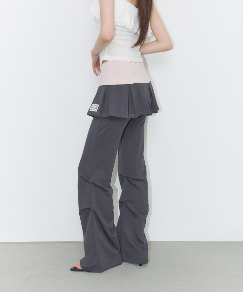 ILLIGO(イリゴ)の「ツートンプリーツスカートパンツチャコール(その他パンツ・レディース・その他・SMALL/MEDIUM)」の3枚目の写真