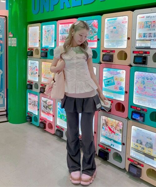 ILLIGO(イリゴ)の「ツートンプリーツスカートパンツチャコール(その他パンツ・レディース・その他・SMALL/MEDIUM)」の6枚目の写真