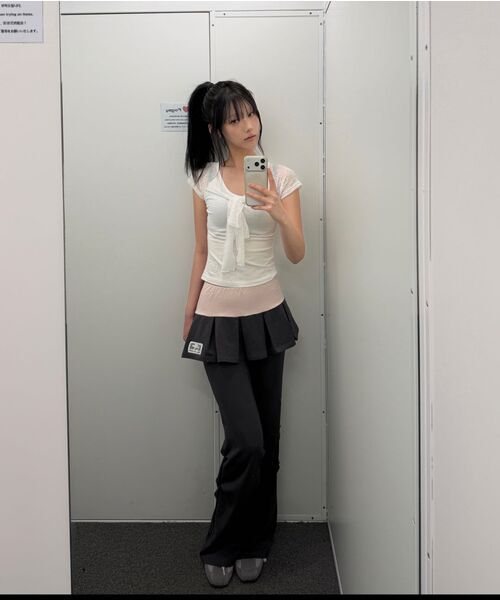 ILLIGO(イリゴ)の「ツートンプリーツスカートパンツチャコール(その他パンツ・レディース・その他・SMALL/MEDIUM)」の9枚目の写真