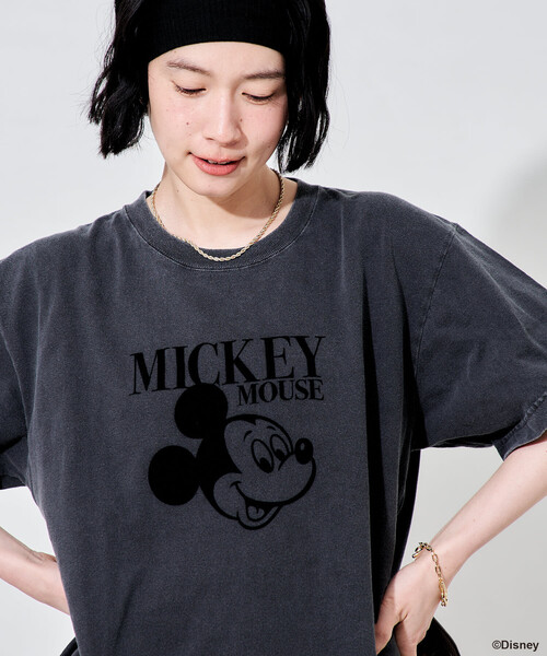 FREAK'S STORE(フリークスストア)の「【MICKEY MOUSE】フロッキーTシャツ(Tシャツ/カットソー・レディース・ネイビー/ベージュ/チャコールグレー・フリ-)」の5枚目の写真