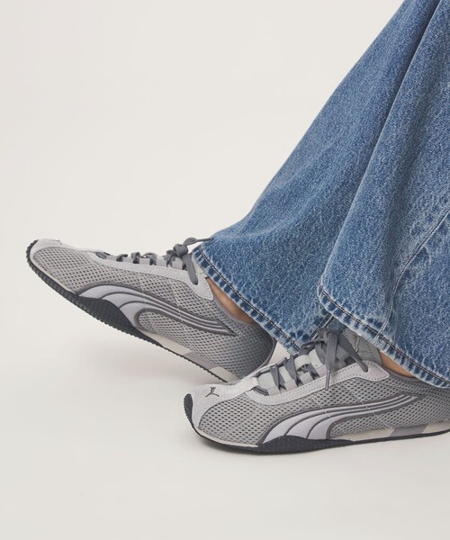 PUMA(プーマ)の「<PUMA>Hストリート スニーカー(スニーカー・レディース・グレー系・23cm/23.5cm/24cm/24.5cm/25cm/22.5cm)」の2枚目の写真