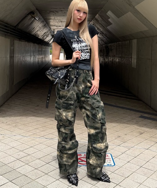 Figments(フィグメンツ)の「カモフラユーティリティカーゴパンツ(カーゴパンツ・レディース・その他1・LARGE/MEDIUM/SMALL)」の4枚目の写真