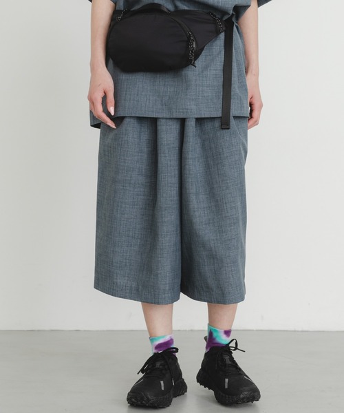 EKAL（エカル）の「『UR TECH DRYLUXE』ハイツイストワイドバミューダパンツ（その他パンツ・レディース・グレー/ネイビー/ブルー系その他・ONE）」の3枚目の写真