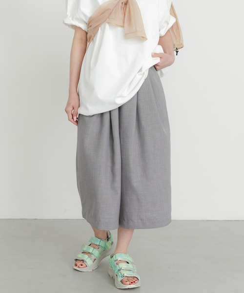 EKAL（エカル）の「『UR TECH DRYLUXE』ハイツイストワイドバミューダパンツ（その他パンツ・レディース・グレー/ネイビー/ブルー系その他・ONE）」の5枚目の写真