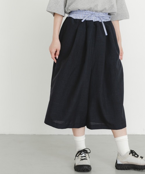 EKAL（エカル）の「『UR TECH DRYLUXE』ハイツイストワイドバミューダパンツ（その他パンツ・レディース・グレー/ネイビー/ブルー系その他・ONE）」の11枚目の写真