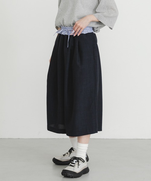 EKAL（エカル）の「『UR TECH DRYLUXE』ハイツイストワイドバミューダパンツ（その他パンツ・レディース・グレー/ネイビー/ブルー系その他・ONE）」の12枚目の写真