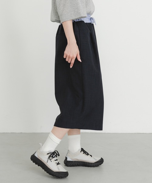 EKAL（エカル）の「『UR TECH DRYLUXE』ハイツイストワイドバミューダパンツ（その他パンツ・レディース・グレー/ネイビー/ブルー系その他・ONE）」の18枚目の写真
