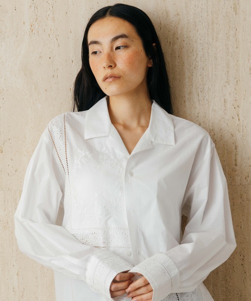 CREDONA(クレドナ)の「LACE PATCHWORK SHIRTS/レースパッチワークシャツ(シャツ/ブラウス・レディース・ホワイト/ブラック・FREE)」の17枚目の写真