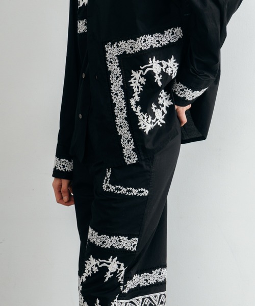 CREDONA(クレドナ)の「LACE PATCHWORK SHIRTS/レースパッチワークシャツ(シャツ/ブラウス・レディース・ホワイト/ブラック・FREE)」の9枚目の写真