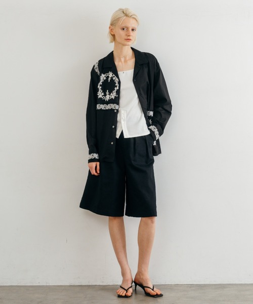 CREDONA(クレドナ)の「LACE PATCHWORK SHIRTS/レースパッチワークシャツ(シャツ/ブラウス・レディース・ホワイト/ブラック・FREE)」の10枚目の写真