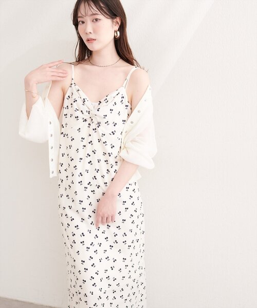 natural couture(ナチュラルクチュール)の「フルーツ柄キャミワンピース(ワンピース・レディース・ブラック/オフホワイト・FREE)」の20枚目の写真