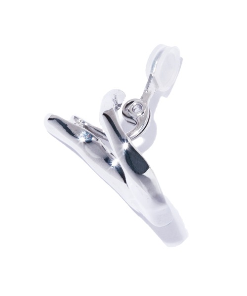 IRIS47(イリスフォーセブン)の「【IRIS 47】sculpted earring/スカルプティッド イヤリング(イヤリング・レディース・シルバー・FREE)」の4枚目の写真
