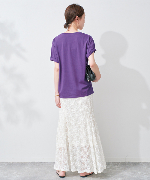 SLOBE IENA(スローブイエナ)の「BOOK CLUB SLOBE別注 グラフィックTEE(Tシャツ/カットソー・レディース・パープル/ライトグレー/ホワイト/スカイブルー・FREE)」の17枚目の写真