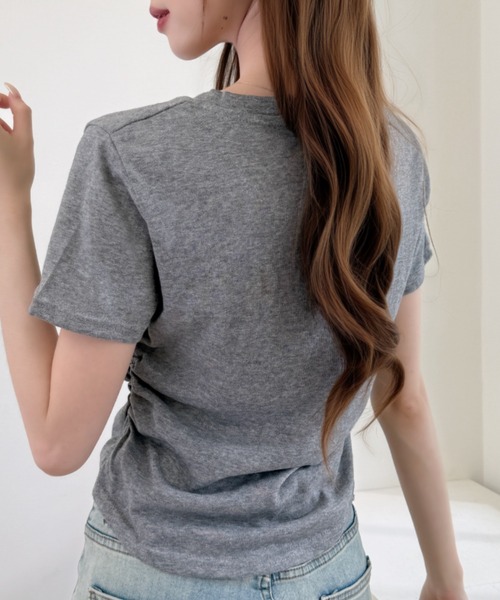 Ada.(エイダ)の「Vネック レース レイヤード風 シャーリング カットソー(Tシャツ/カットソー・レディース・イエロー/グレー/ライトブルー/ホワイト・FREE)」の22枚目の写真