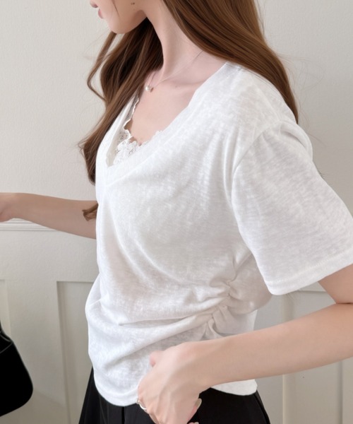 Ada.(エイダ)の「Vネック レース レイヤード風 シャーリング カットソー(Tシャツ/カットソー・レディース・イエロー/グレー/ライトブルー/ホワイト・FREE)」の19枚目の写真