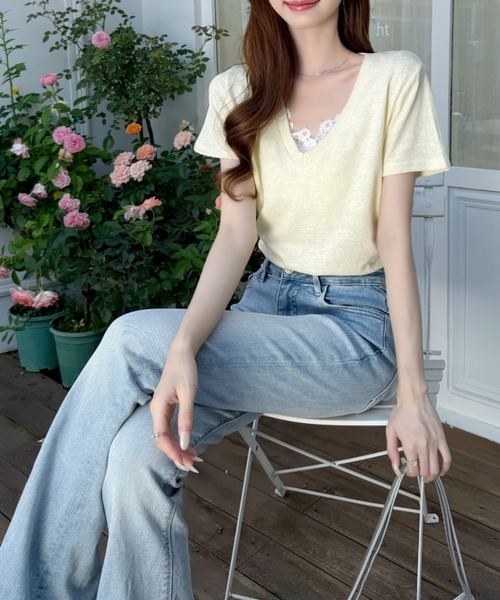 Ada.(エイダ)の「Vネック レース レイヤード風 シャーリング カットソー(Tシャツ/カットソー・レディース・イエロー/グレー/ライトブルー/ホワイト・FREE)」の10枚目の写真