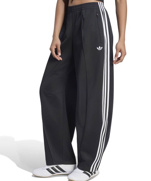 adidas(アディダス)の「adidas FIREBIRD BARREL TRACK PANTS / アディダス ファイヤーバード バレル トラックパンツ(その他パンツ・レディース・ブラック・L/M/S)」の1枚目の写真
