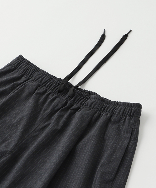 B.C STOCK(ベーセーストック)の「ウールライクイージーショーツ(その他パンツ・メンズ・チャコールグレー/グレー/ブラック・MEDIUM/LARGE)」の7枚目の写真