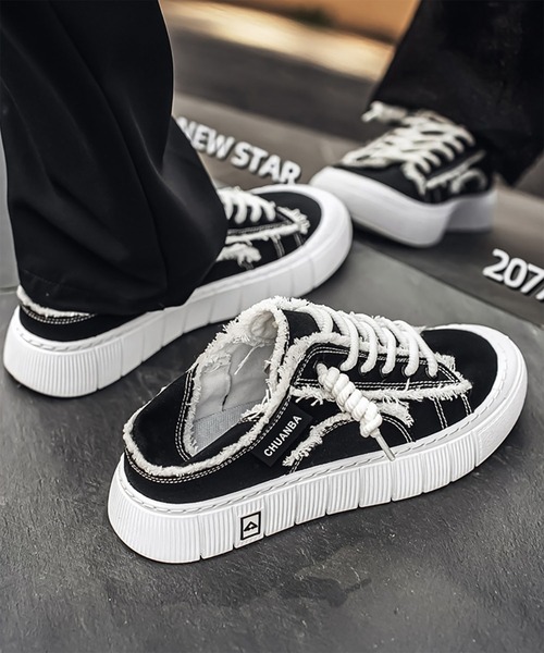 WESTBOY(ウエストボーイ)の「ストリート カットオフキャンバス ボリュームハイソール ローカット スニーカー WO26S16SH11(スニーカー・メンズ・ホワイト/ブラック・42/44/43/41)」の5枚目の写真
