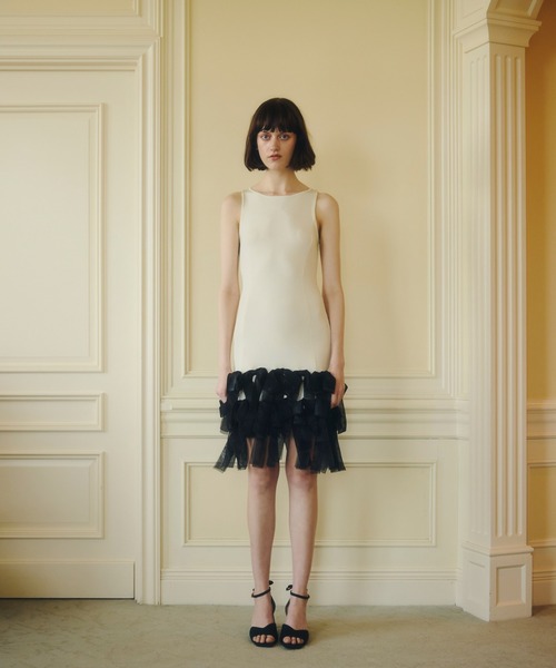 EIMY ISTOIRE(エイミーイストワール)の「RIBBON HEM KNIT DRESS(ワンピース・レディース・オフホワイト/ブラック・F)」の9枚目の写真