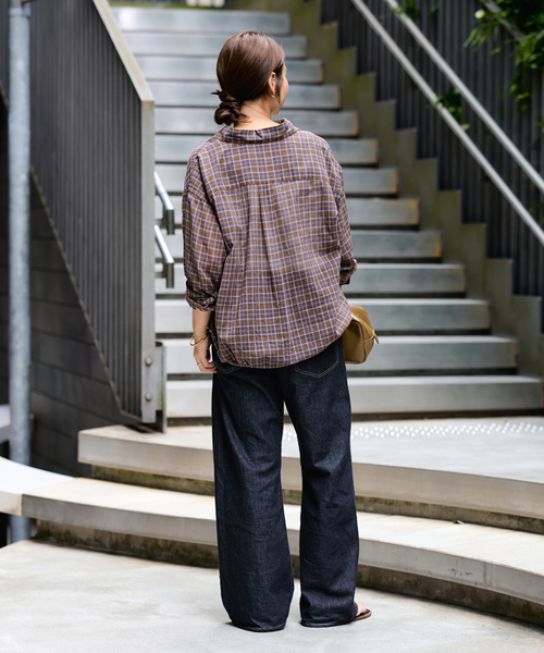 FRAMeWORK（フレームワーク）の「デニムワイドフレアパンツ（デニムパンツ・レディース・ネイビー/ブルー・36/38/40）」の5枚目の写真