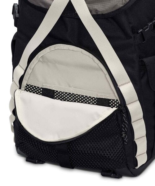 ACG(エィシージー)の「ナイキ ACG "DAYMAX" バックパック (25L) / Nike ACG "DAYMAX" Backpack (25L) HJ8178-010 Black(バックパック/リュック・メンズ・ブラック・ONE SIZE)」の14枚目の写真