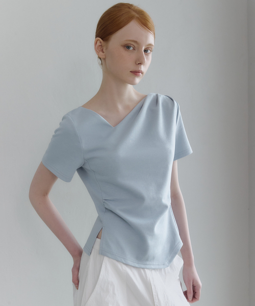 MICANE（ミケーネ）の「メリーシャーリングスリットT-half.ver（Tシャツ/カットソー・レディース・スカイブルー/ブラック/アイボリー・SMALL/MEDIUM/LARGE/X-LARGE）」の7枚目の写真