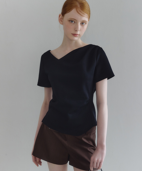 MICANE（ミケーネ）の「メリーシャーリングスリットT-half.ver（Tシャツ/カットソー・レディース・スカイブルー/ブラック/アイボリー・SMALL/MEDIUM/LARGE/X-LARGE）」の12枚目の写真