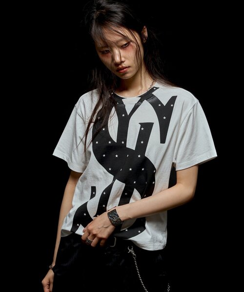 Sourcream(サワークリーム)の「【Sourcream】SOUR $LOGO TEE(Tシャツ/カットソー・レディース・ネイビー/ブラック/ホワイト/レッド・SMALL/LARGE/MEDIUM)」の5枚目の写真