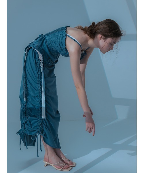 ELCHELE（エルチェレ）の「FRILL CUT SKIRT（スカート・レディース・ブルー/スミクロ・38/36）」の11枚目の写真