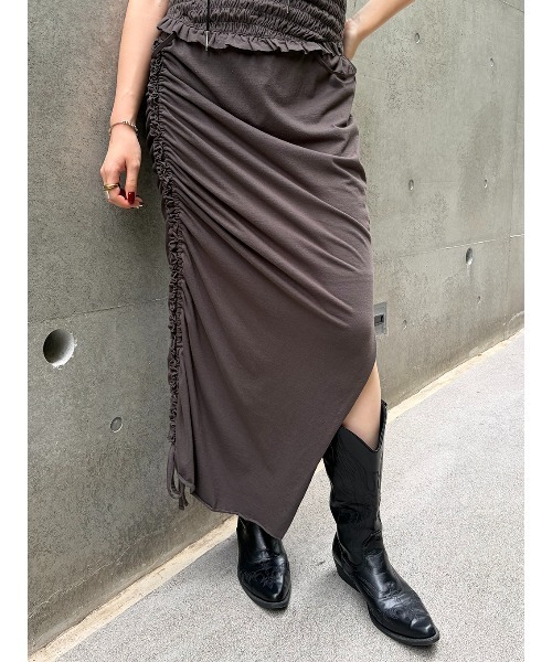 ELCHELE（エルチェレ）の「FRILL CUT SKIRT（スカート・レディース・ブルー/スミクロ・38/36）」の13枚目の写真