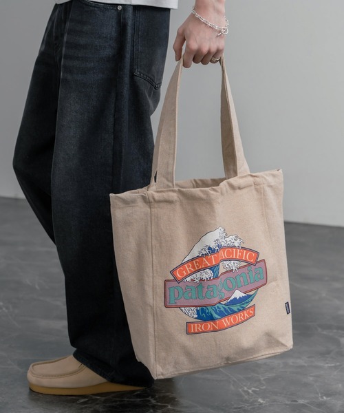 patagonia(パタゴニア)の「Patagonia RECYCLED MARKET TOTE ショルダートートバッグ(トートバッグ・メンズ・ベージュ/ベージュ系・FREE)」の4枚目の写真