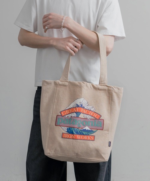 patagonia(パタゴニア)の「Patagonia RECYCLED MARKET TOTE ショルダートートバッグ(トートバッグ・メンズ・ベージュ/ベージュ系・FREE)」の6枚目の写真