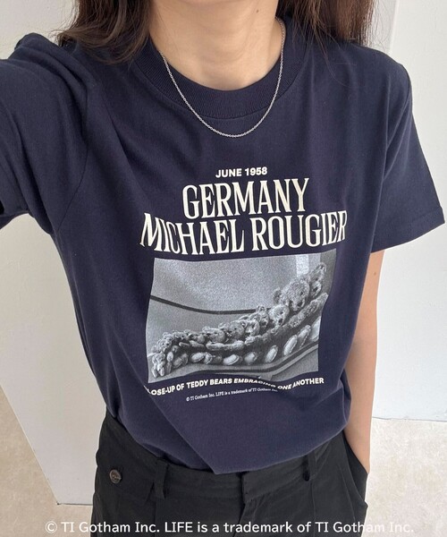 GOOD ROCK SPEED（グッドロックスピード）の「【haru × GOOD ROCK SPEED】PhotoロゴコンパクトTシャツ（Tシャツ/カットソー・レディース・オフホワイト/ネイビー・38/36）」の6枚目の写真
