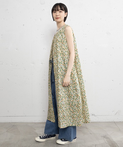 POU DOU DOU(プードゥドゥ)の「ベリープリントノースリーブワンピース(ワンピース・レディース・ブルー/アイボリー・3)」の18枚目の写真