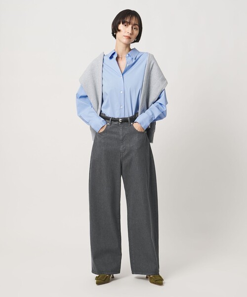 UNITED ARROWS(ユナイテッドアローズ)の「コットン カーブ デニムパンツ(デニムパンツ・レディース・ダークグレー/ブラック・38/34/36)」の5枚目の写真