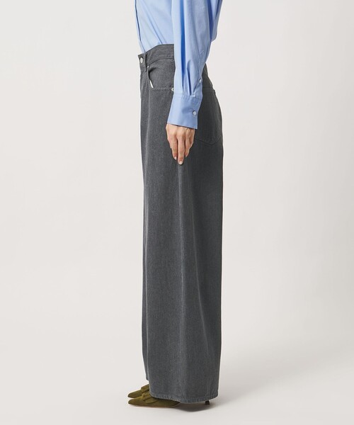 UNITED ARROWS(ユナイテッドアローズ)の「コットン カーブ デニムパンツ(デニムパンツ・レディース・ダークグレー/ブラック・38/34/36)」の10枚目の写真